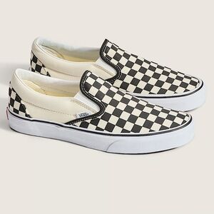 Low top black checkered Vans